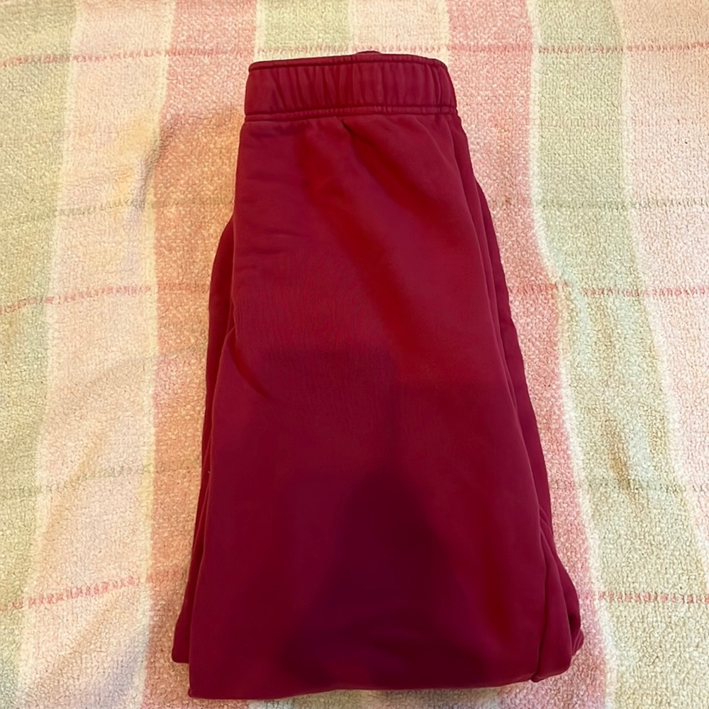 aritzia/TNA